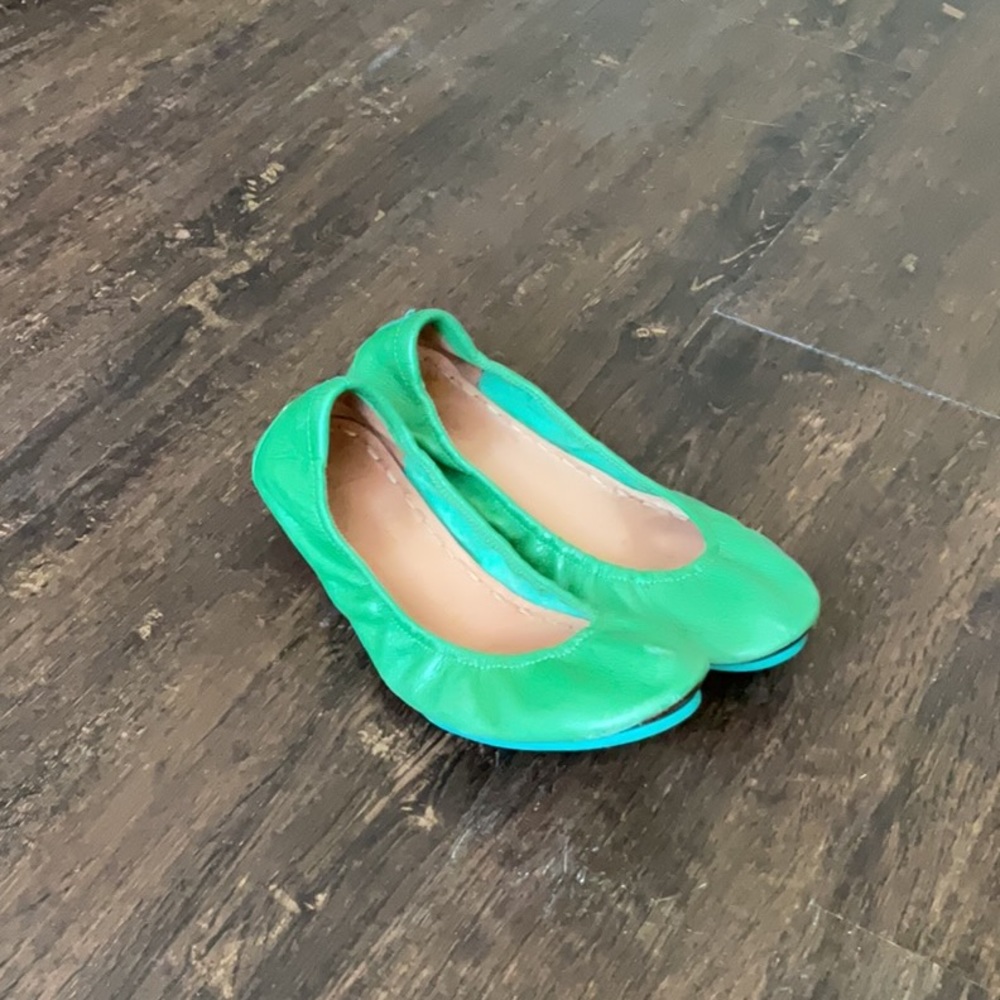 Tieks Size 7- Clover Green
